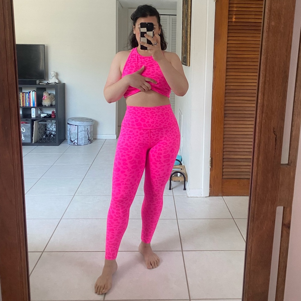 Beyond Yoga High Waisted MIDI Legging Size L